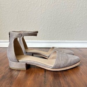 EILEEN FISHER Hutton Point Toe Ankle Strap Heel Sandals in Metallic Gold